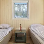 Haiko - 250m From The Sea By Interhome