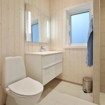 Haiko - 250m From The Sea In Bornholm By Interhome レンネ